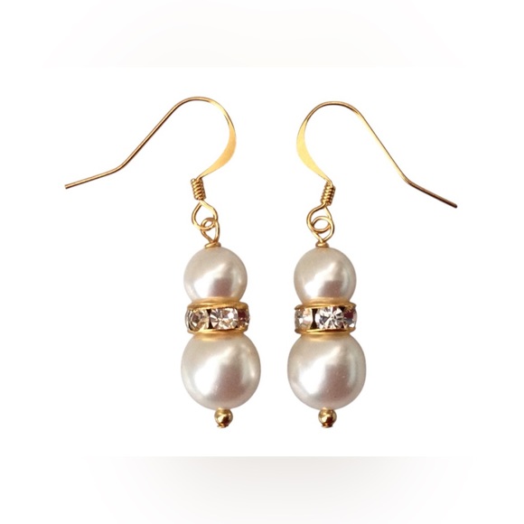 Fashion Pearl Earrings With Crystals - Picture 1 of 7